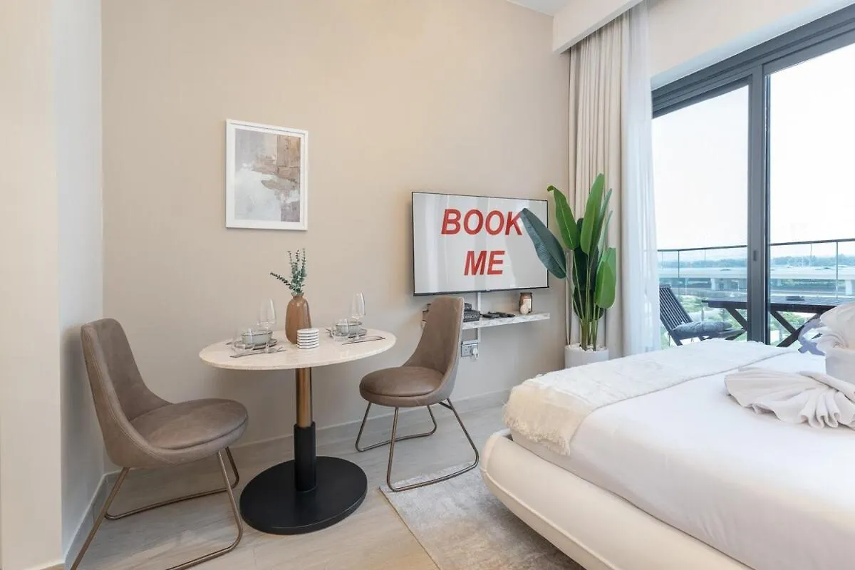 Serene Studio Apartment At Azizi Riviera Near To Burj Khalifa Dubai 0*,