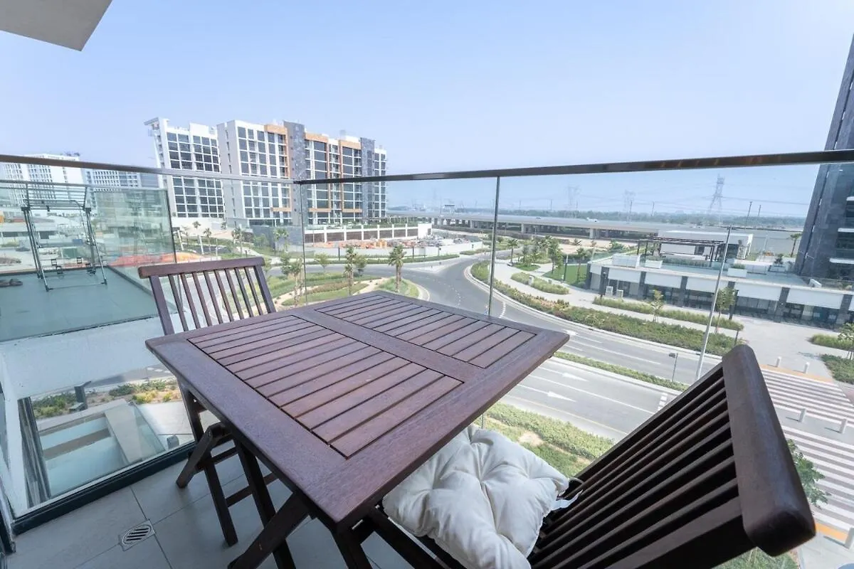 Serene Studio Apartment At Azizi Riviera Near To Burj Khalifa Dubai 0*,
